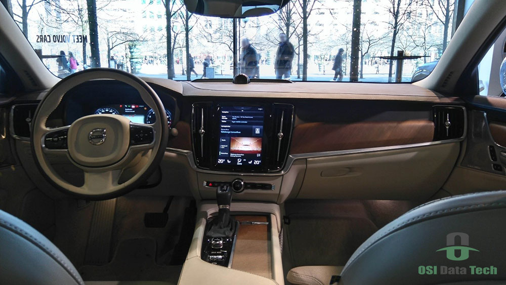 Volvo S90 interior